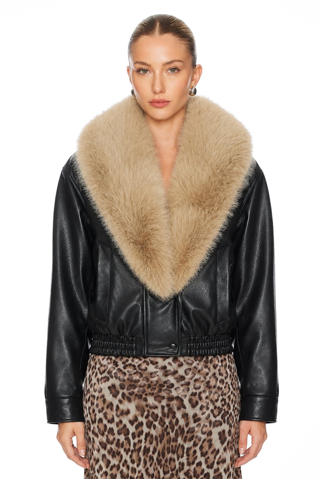 Women Faux Leather Bomber Jacket Faux Fur Collar Cropped PU Coat, Oversized Black Zip Up Moto Jacket with Pockets, Fall Winter Streetwear Outerwear