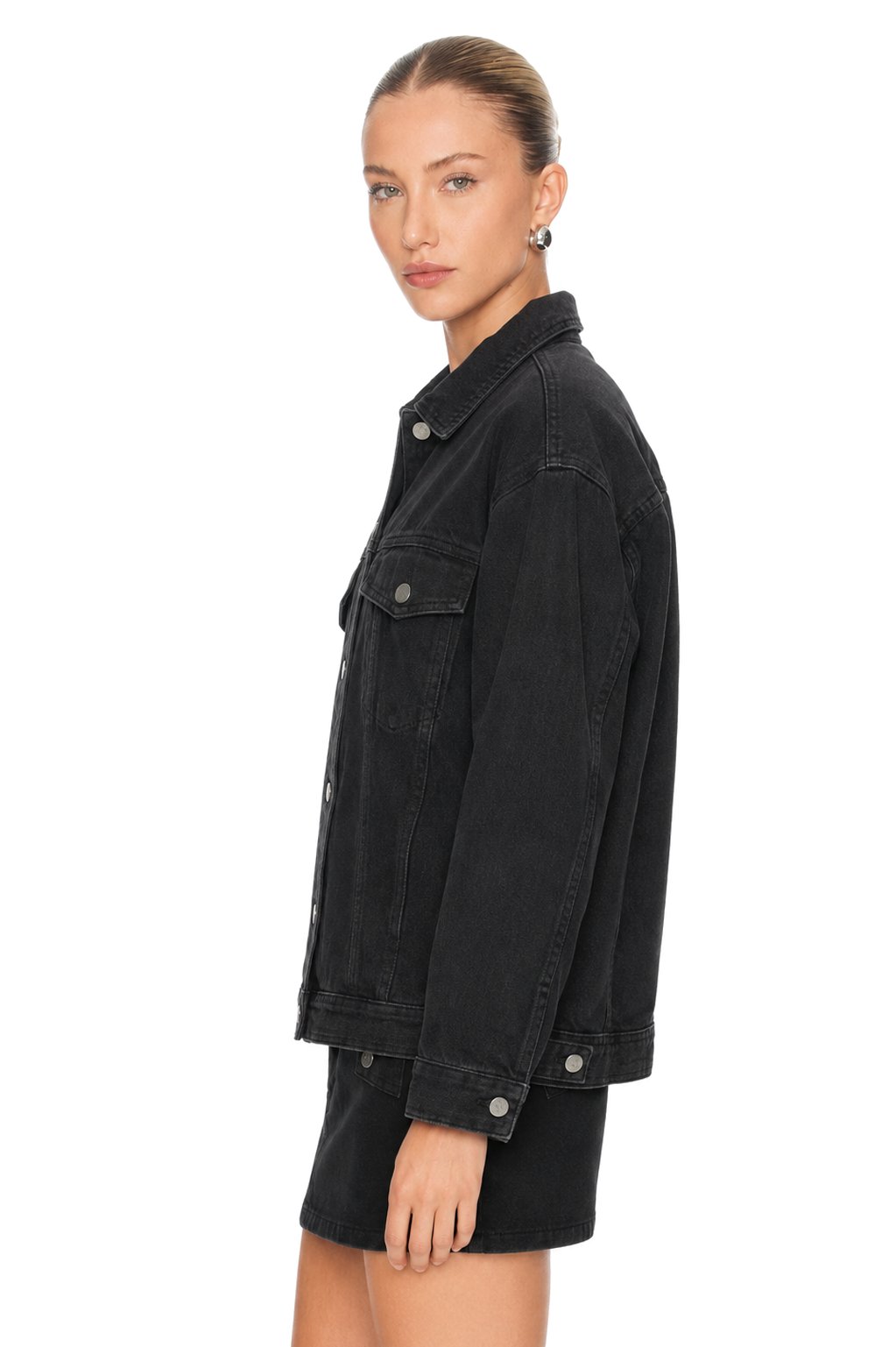 Sunzel Womens Oversized Denim Jacket Button Down Jean Trucker Jacket with Pockets Fall Casual Coat