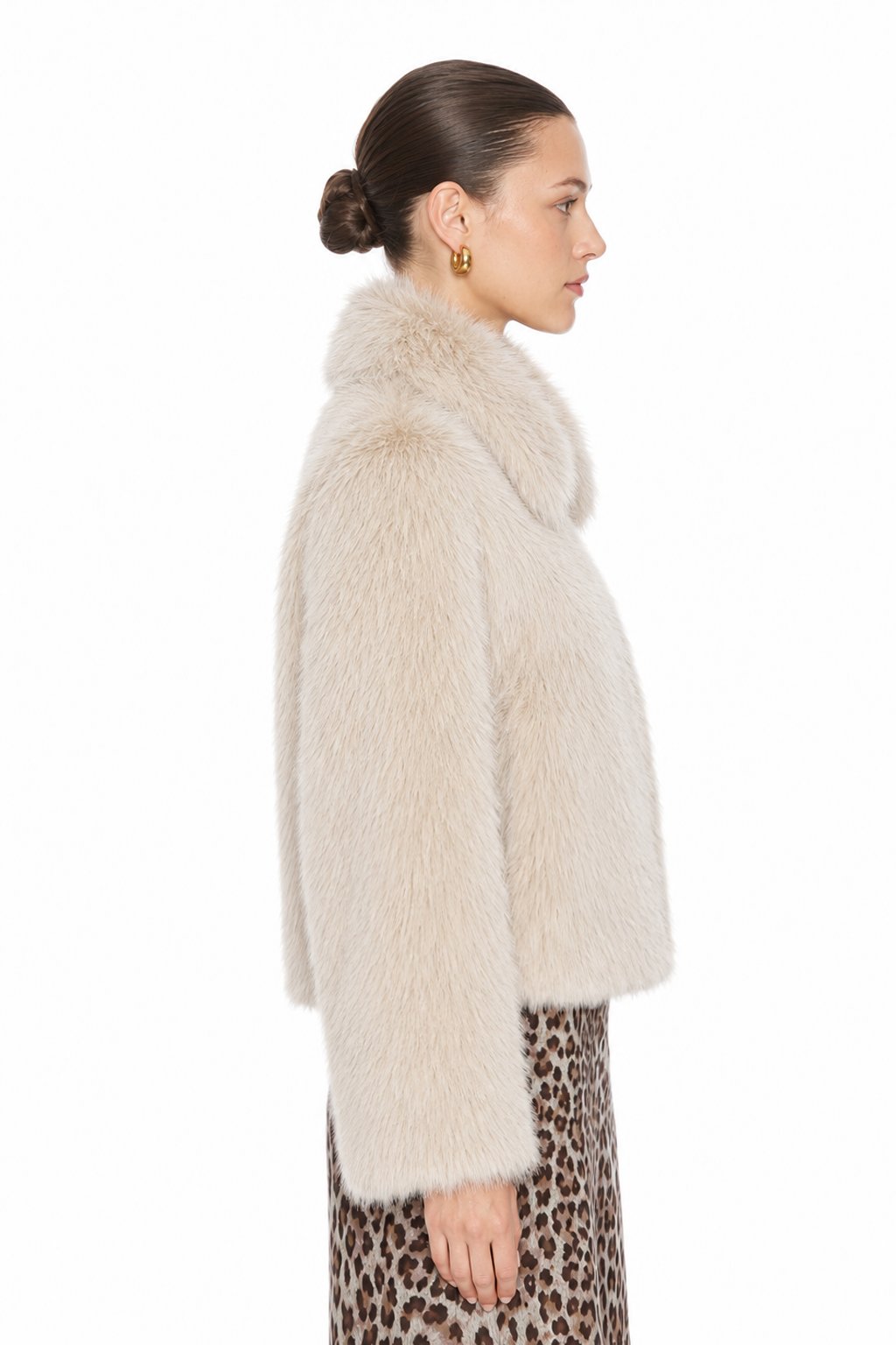 Sunzel Womens Faux Fur Coat Cropped Jacket Plush Turn Down Collar Long Sleeve Smoothing Fall Winter Dressy Casual Outerwear